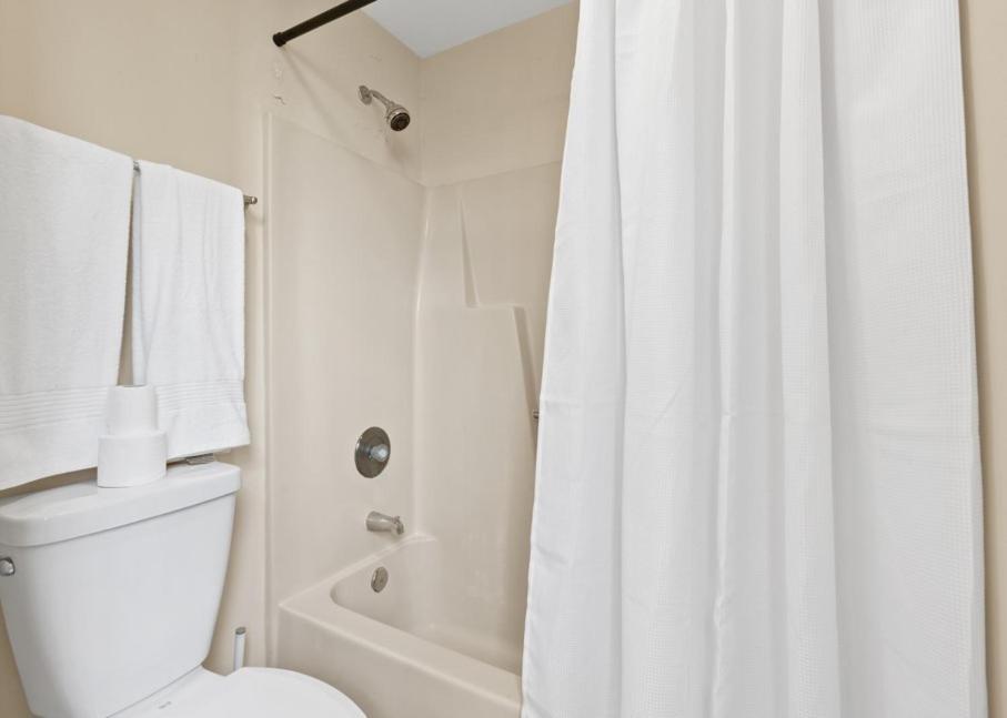 Bright And Cozy 1-Br Condo, Wifi Wilmington Ngoại thất bức ảnh